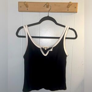 Hearts And Hips Black and White V-neck cropped tank top large